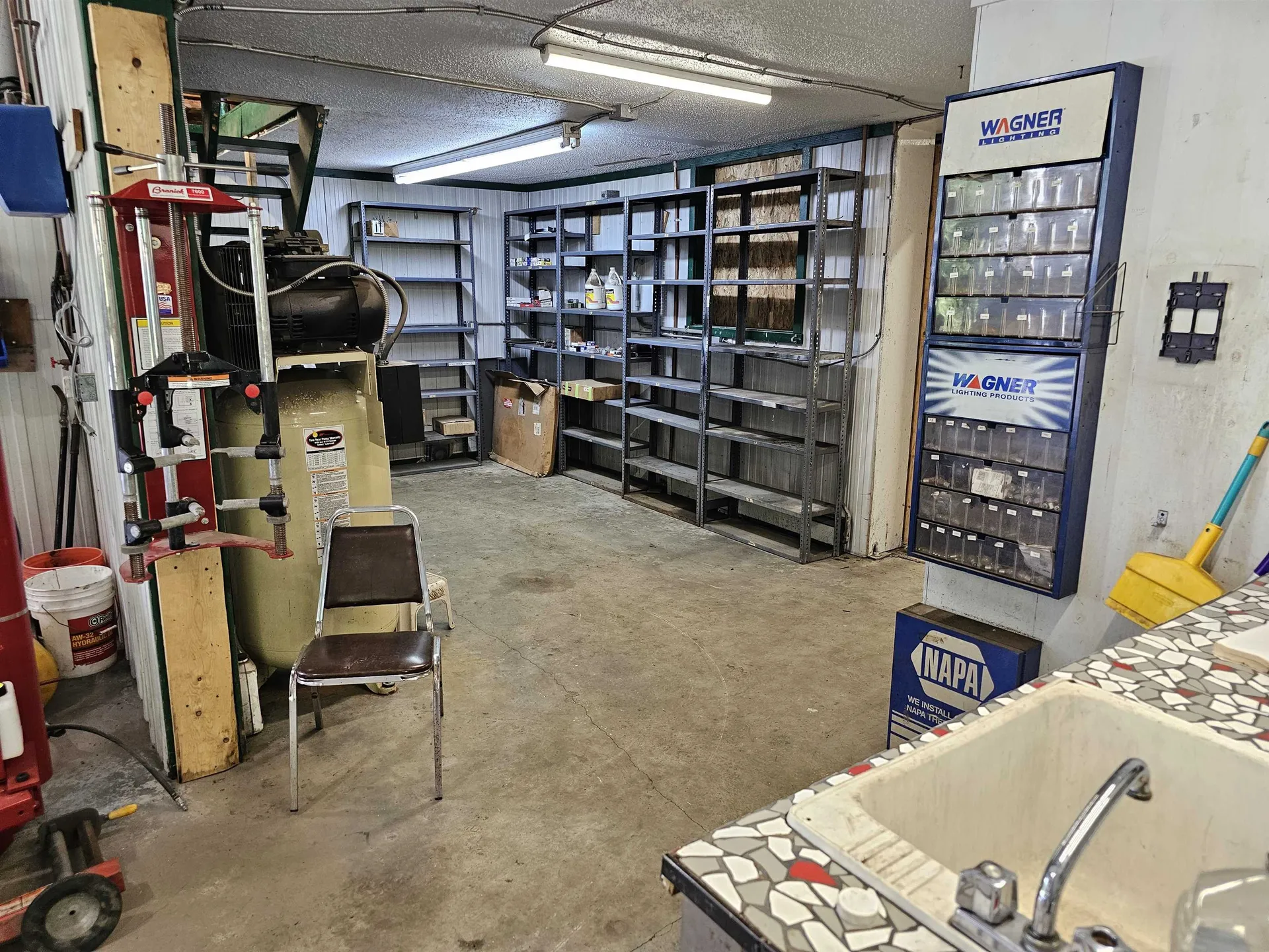 1868 Rt-16 Hardwick VT 05843