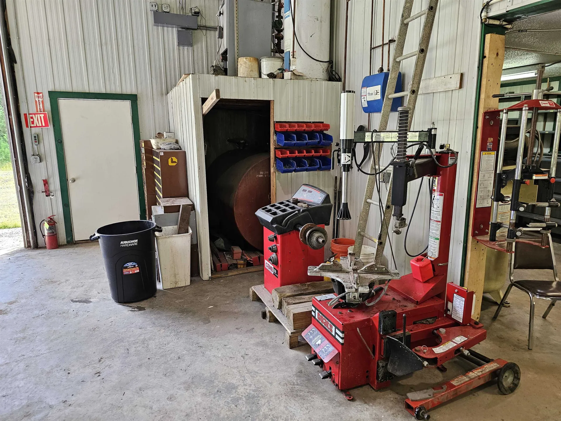 1868 Rt-16 Hardwick VT 05843