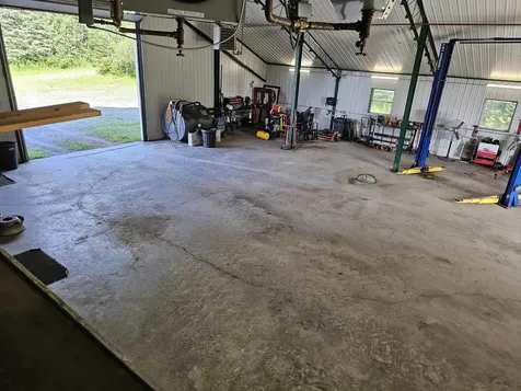 1868 Rt-16 Hardwick VT 05843