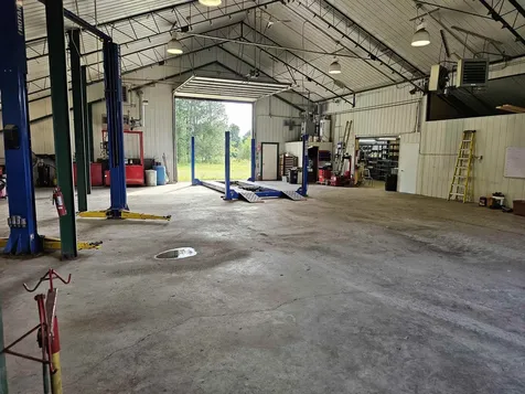 1868 Rt-16 Hardwick VT 05843