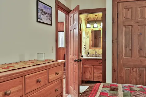 53 Woods Lane Killington VT 05751