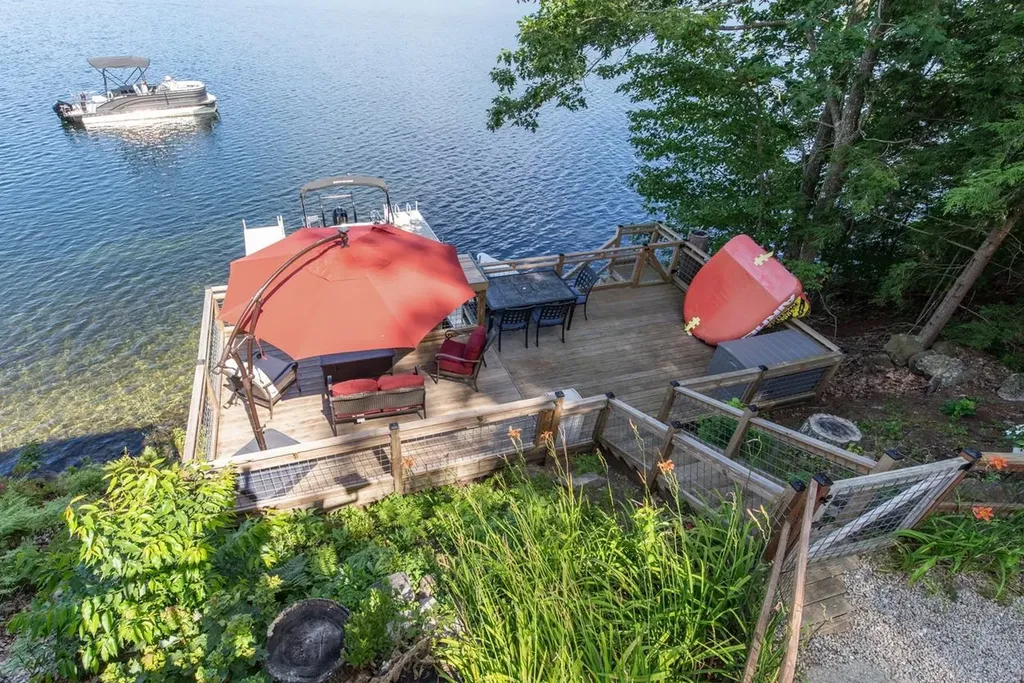 245 North Road Deerfield NH 03037-1145