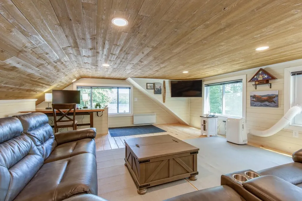 245 North Road Deerfield NH 03037-1145