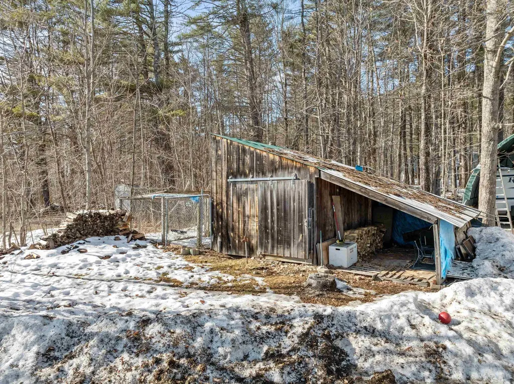 525 Whittier Highway Moultonborough NH 03254