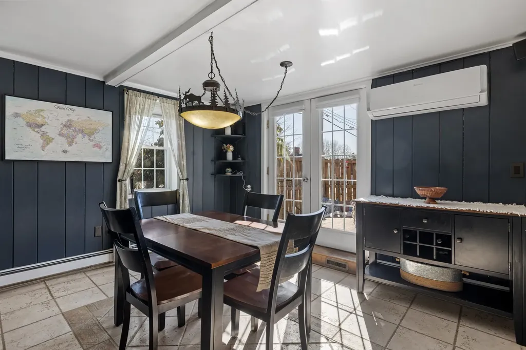 525 Whittier Highway Moultonborough NH 03254