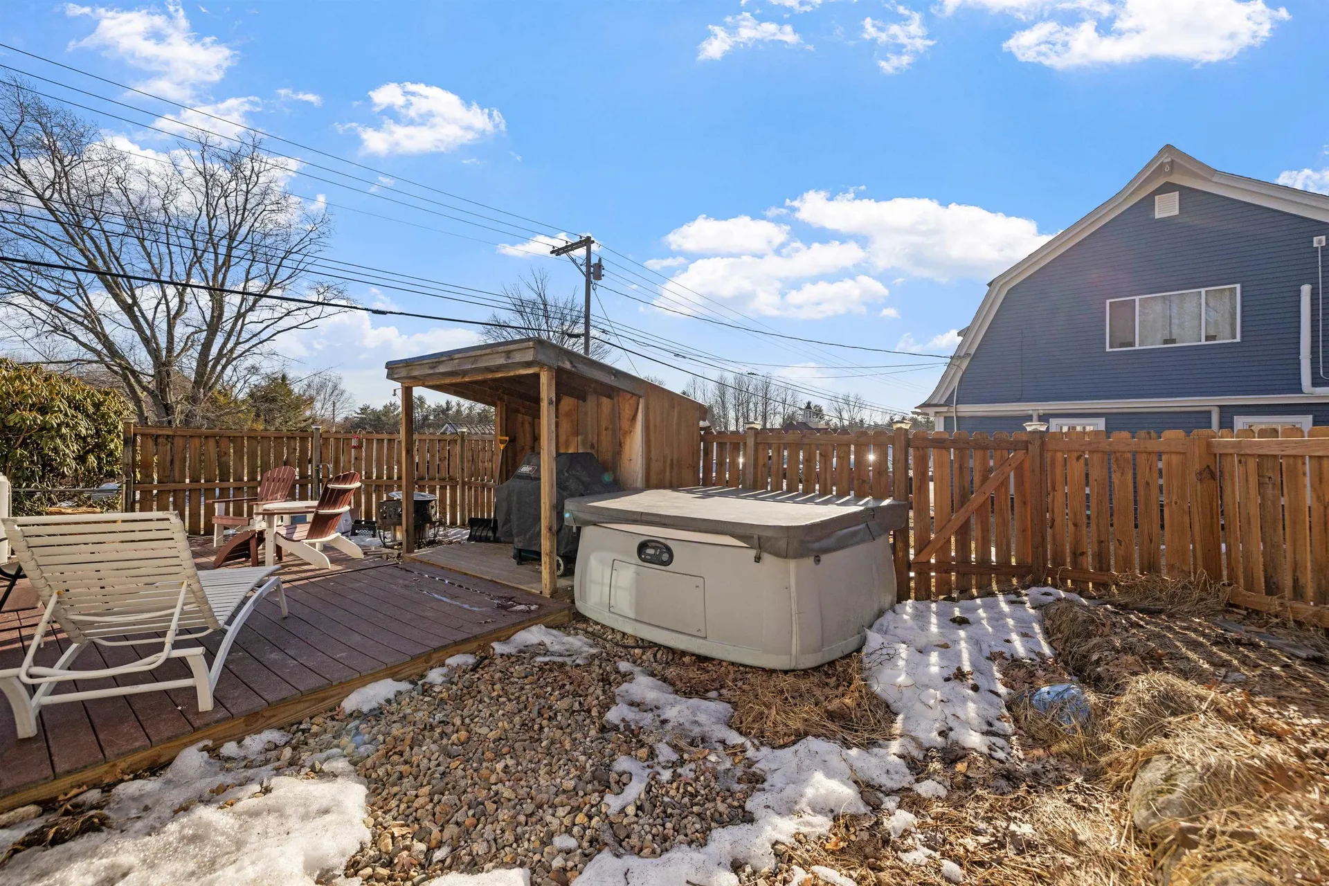 525 Whittier Highway Moultonborough NH 03254