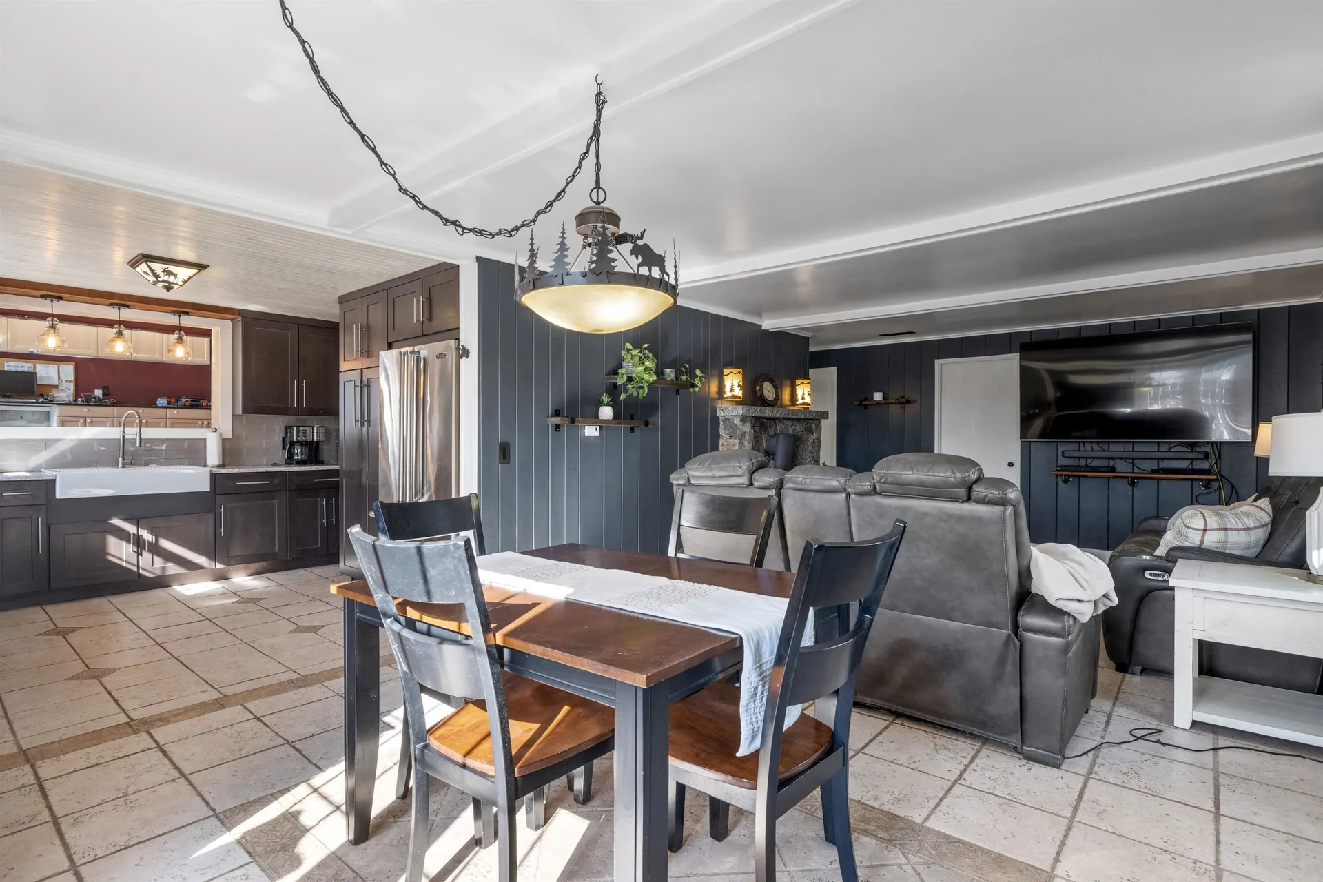 525 Whittier Highway Moultonborough NH 03254