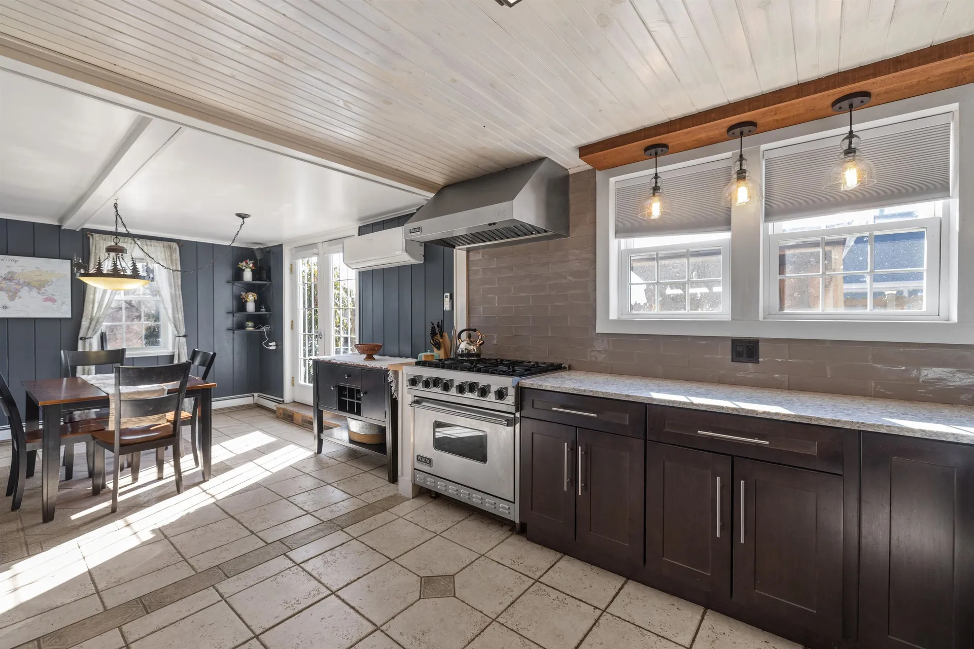 525 Whittier Highway Moultonborough NH 03254