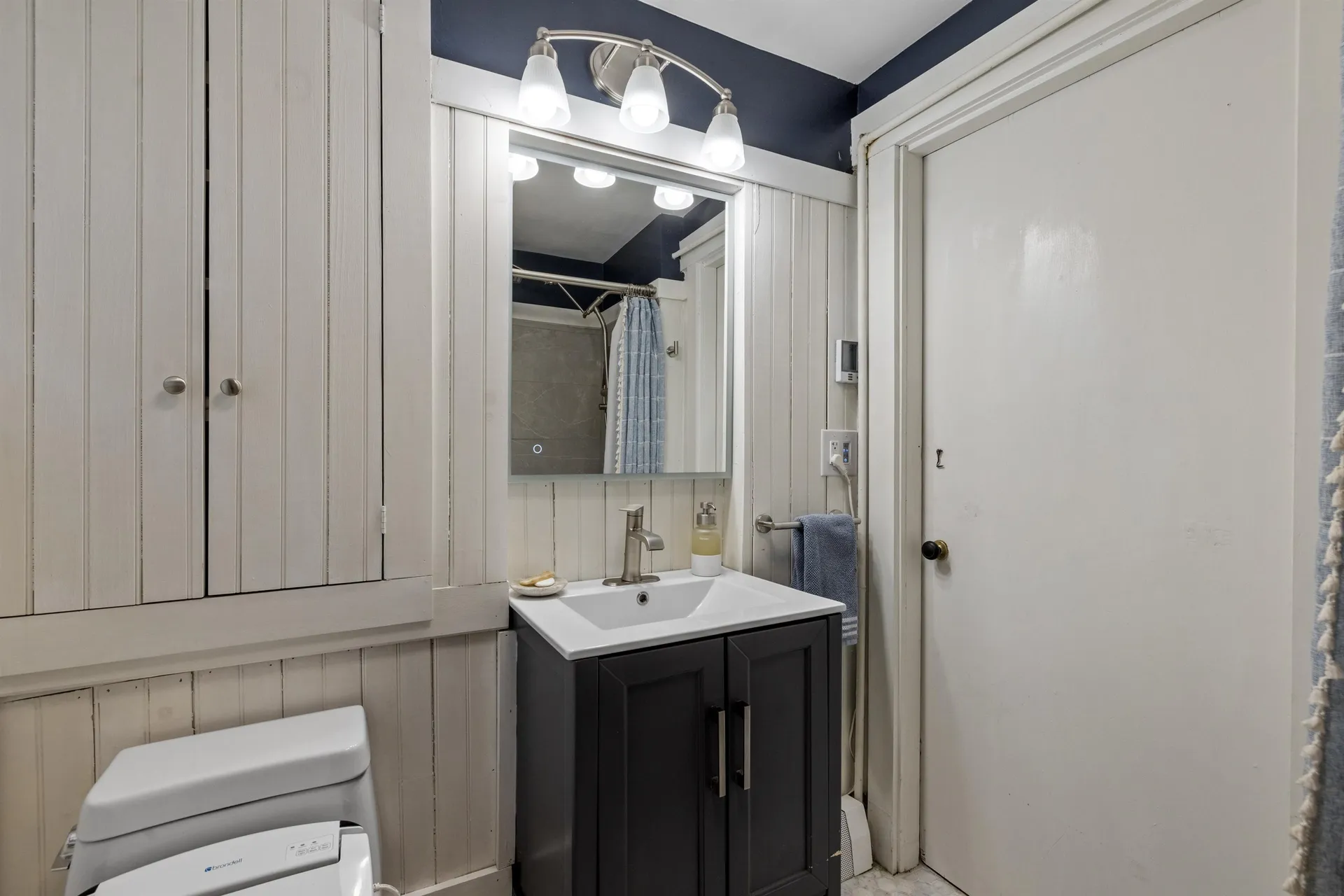 525 Whittier Highway Moultonborough NH 03254