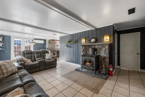 525 Whittier Highway Moultonborough NH 03254