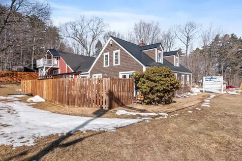 525 Whittier Highway Moultonborough NH 03254