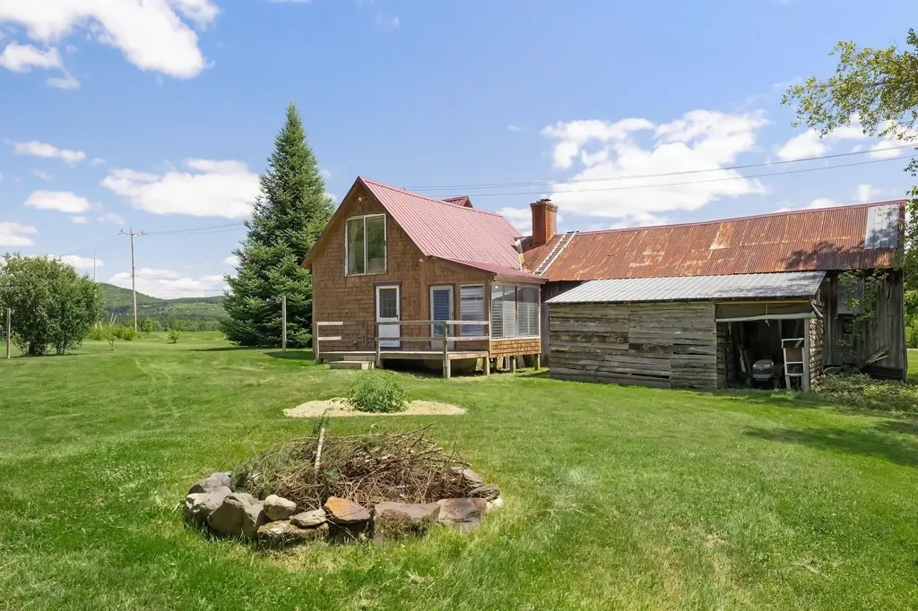 3959 Vt-102 Highway Canaan VT 05903