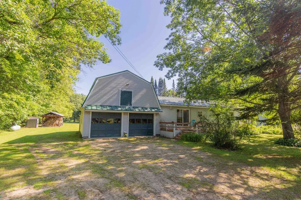 71 Mays Way Tamworth NH 03890