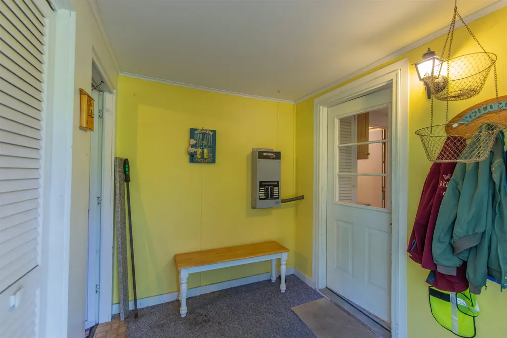 71 Mays Way Tamworth NH 03890