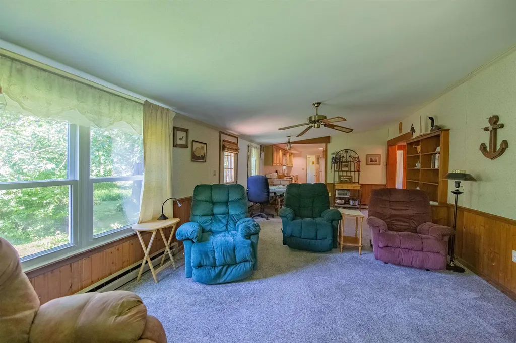 71 Mays Way Tamworth NH 03890