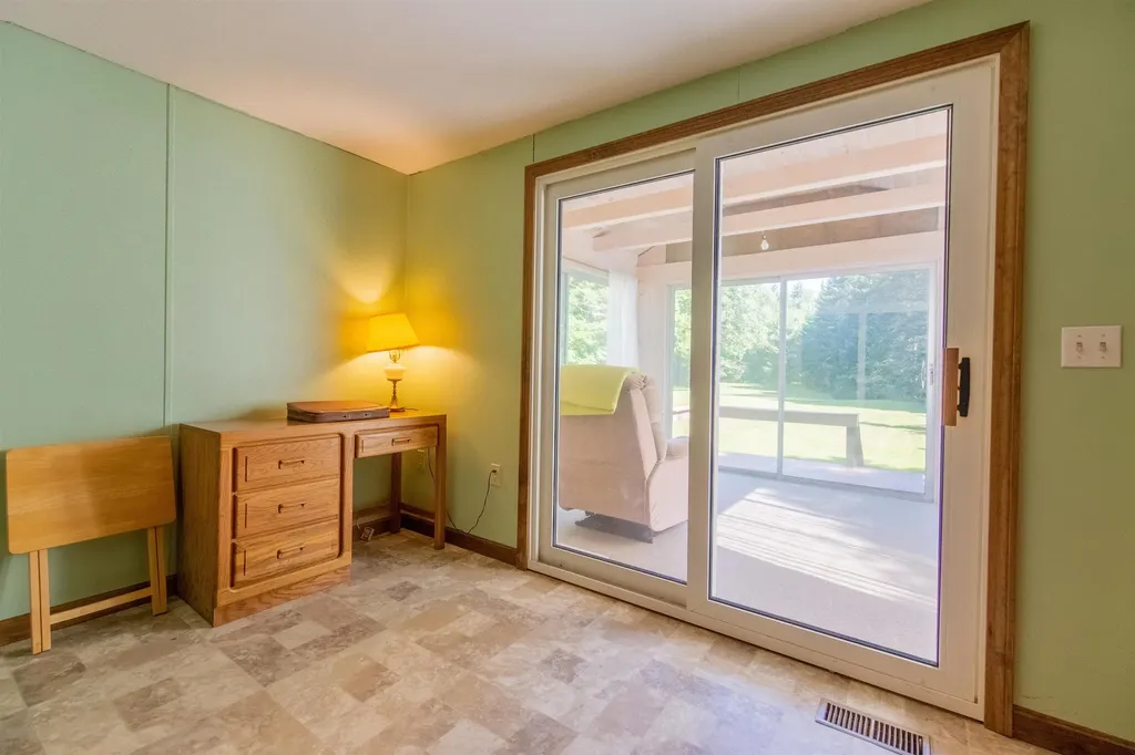 71 Mays Way Tamworth NH 03890