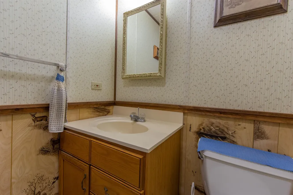 71 Mays Way Tamworth NH 03890