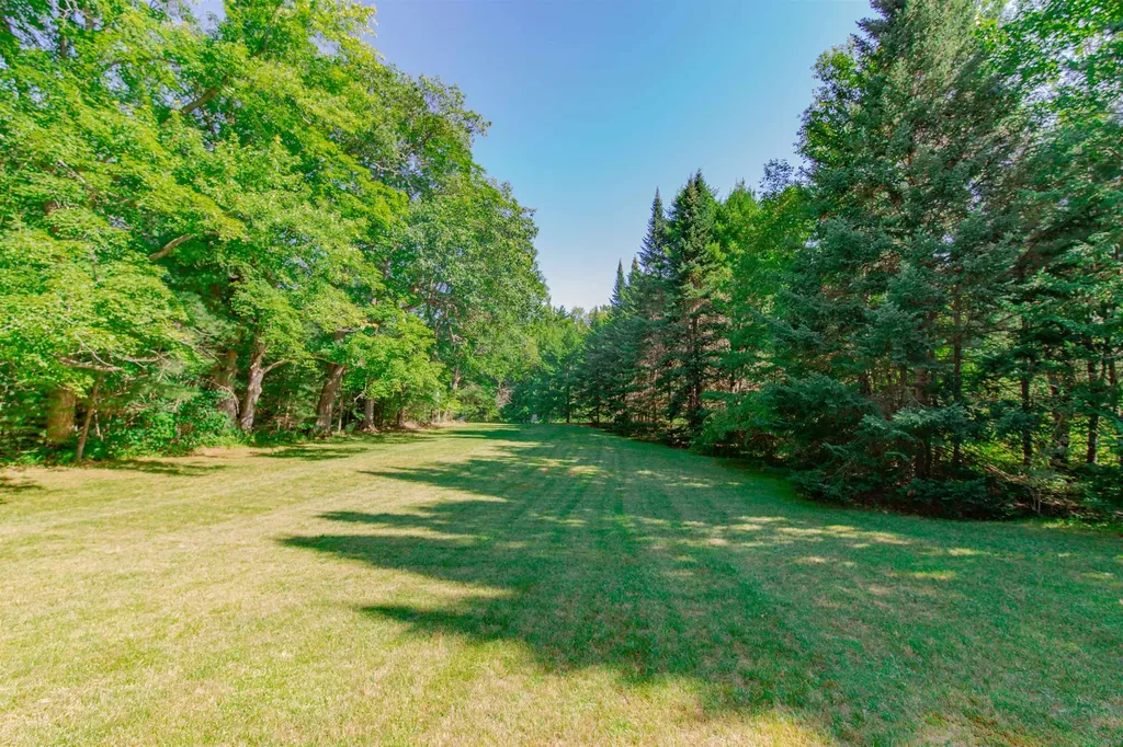 71 Mays Way Tamworth NH 03890