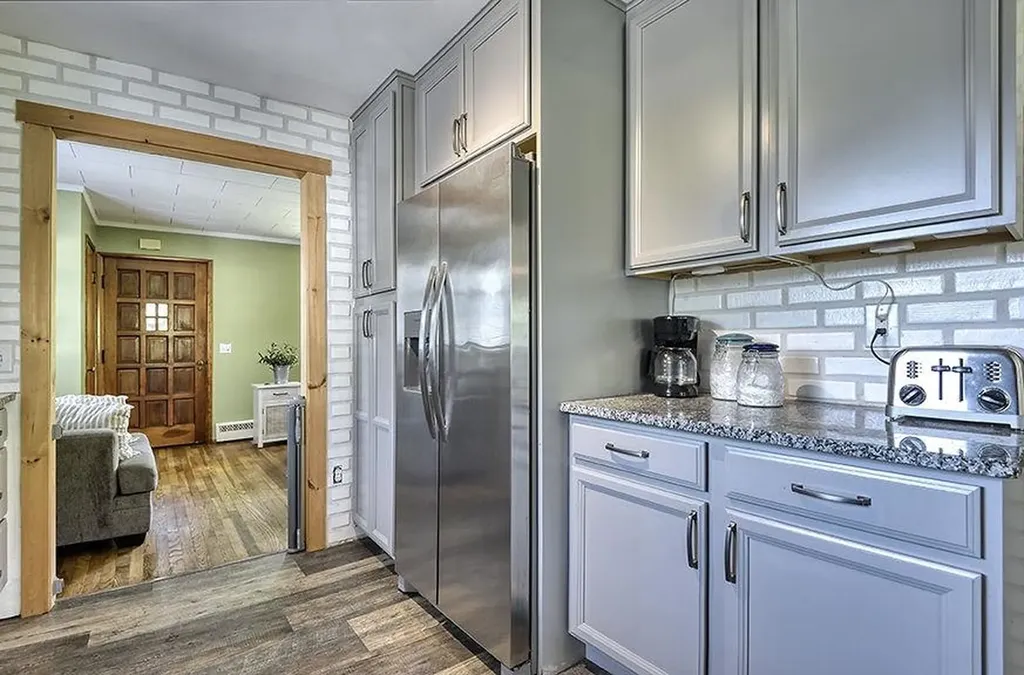 23 Fox Circle Keene NH 03431