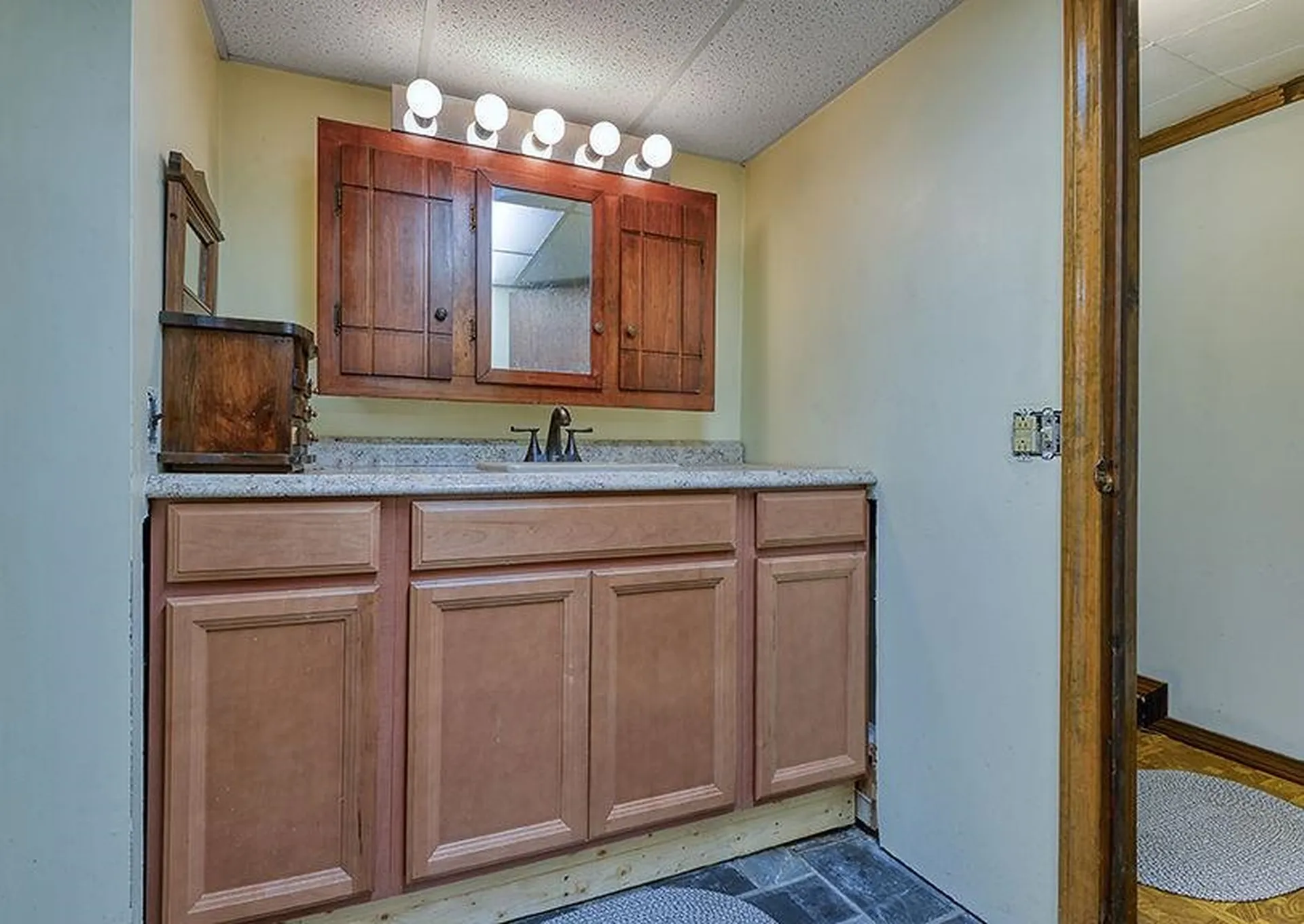 23 Fox Circle Keene NH 03431