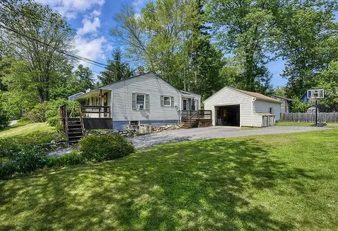 23 Fox Circle Keene NH 03431