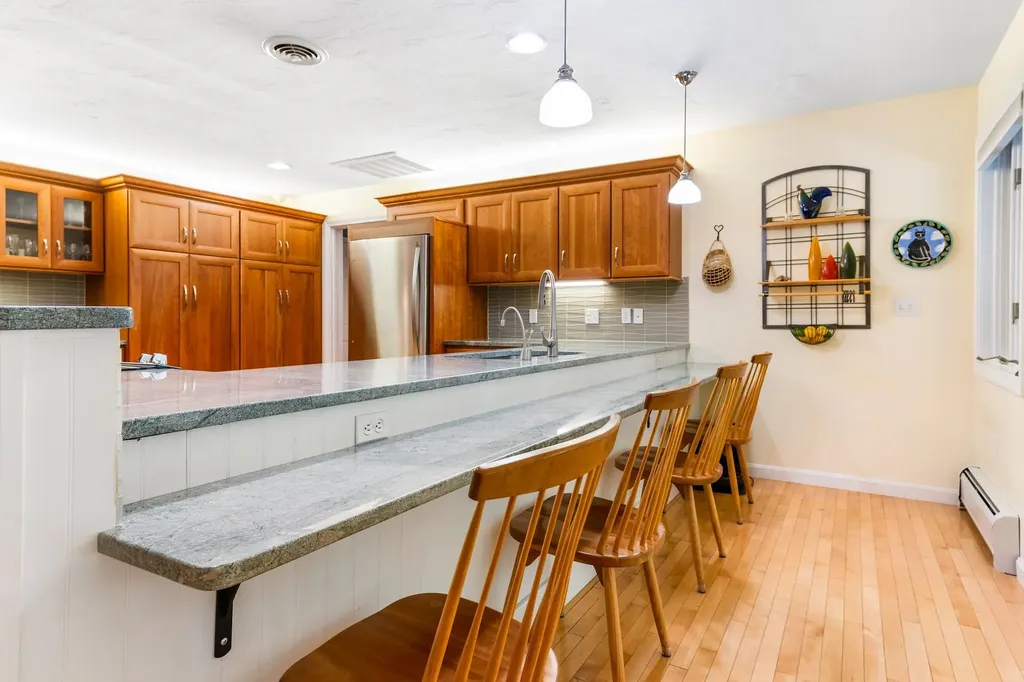 8 Sandy Brae Grantham NH 03753