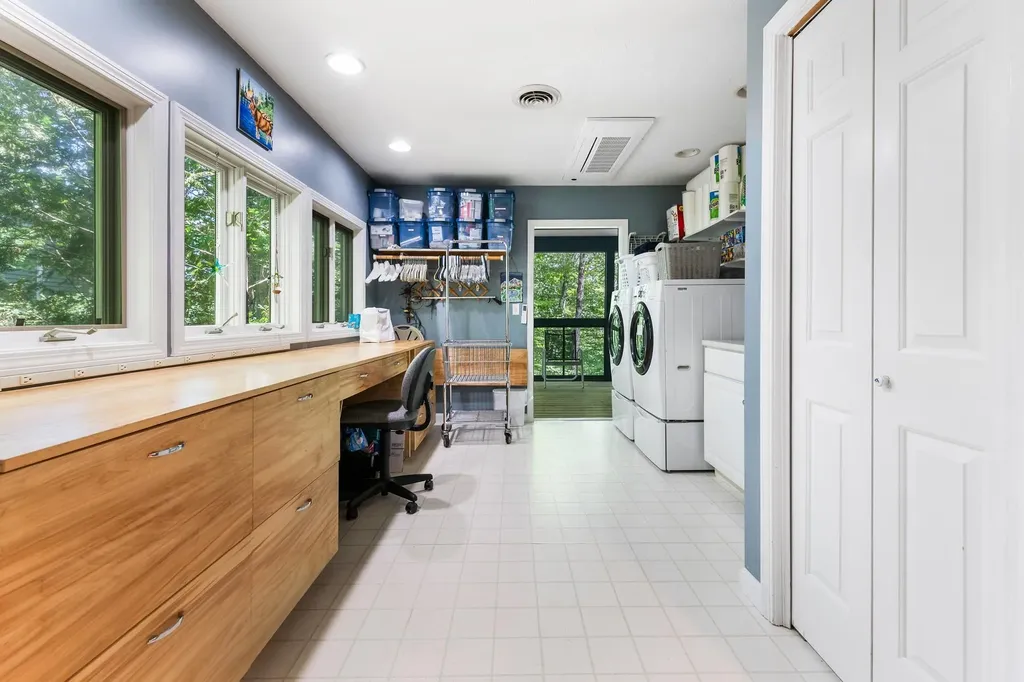 8 Sandy Brae Grantham NH 03753