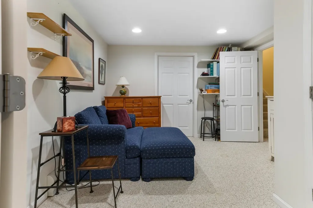 8 Sandy Brae Grantham NH 03753