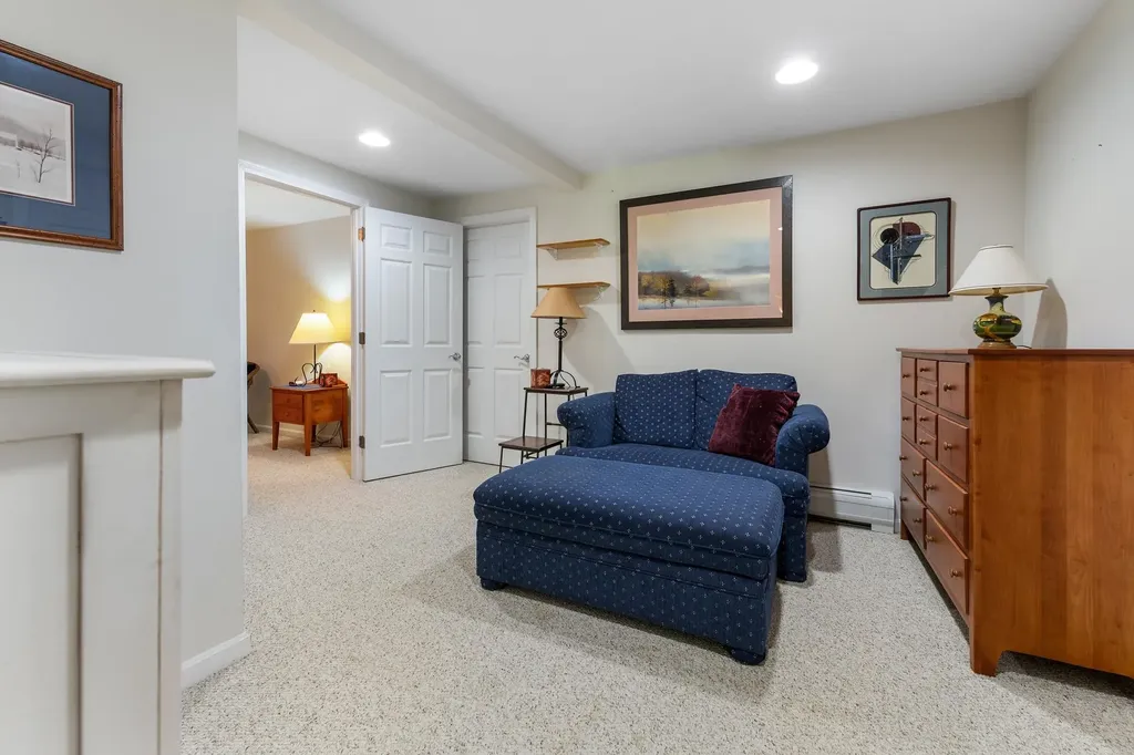 8 Sandy Brae Grantham NH 03753