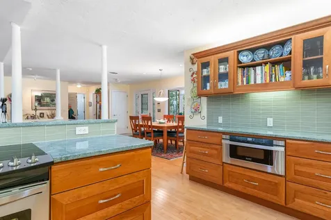 8 Sandy Brae Grantham NH 03753