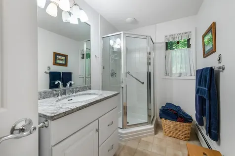 8 Sandy Brae Grantham NH 03753