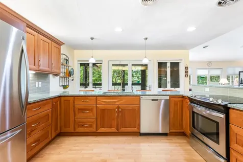 8 Sandy Brae Grantham NH 03753