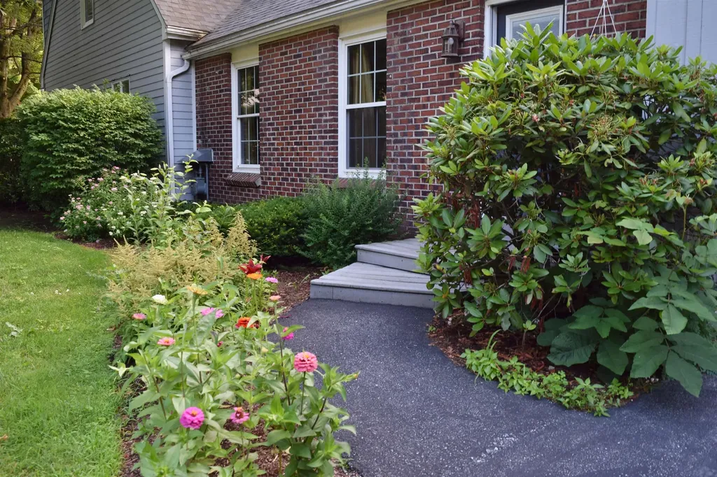 1 Quail Run South Burlington VT 05403