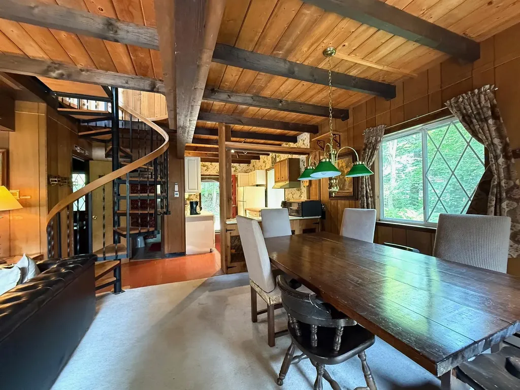 33 Aspen Lane Winhall VT 05340