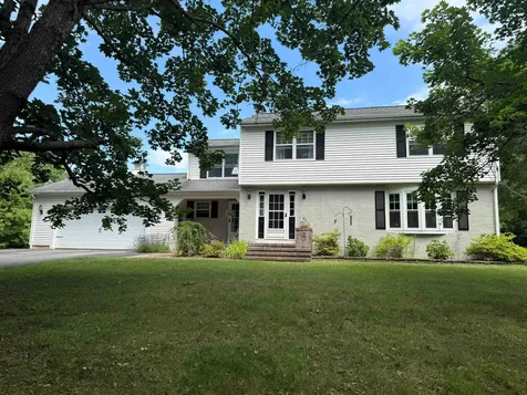 86 Chamberlain Street Rochester NH 03867
