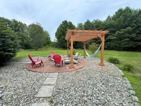 86 Chamberlain Street Rochester NH 03867