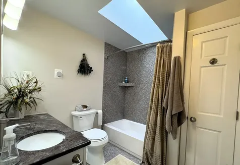 86 Chamberlain Street Rochester NH 03867