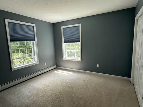 6 Ida Lane Raymond NH 03077