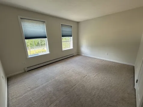 6 Ida Lane Raymond NH 03077
