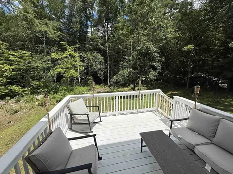 6 Ida Lane Raymond NH 03077