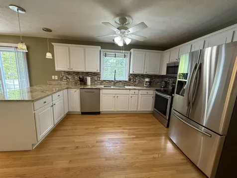 6 Ida Lane Raymond NH 03077