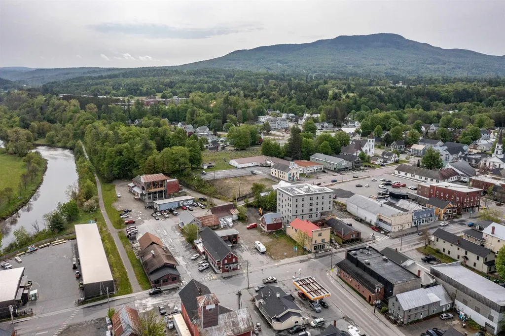 140 Portland Street Morristown VT 05661
