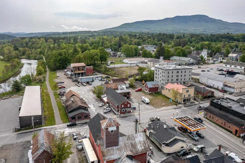 140 Portland Street Morristown VT 05661