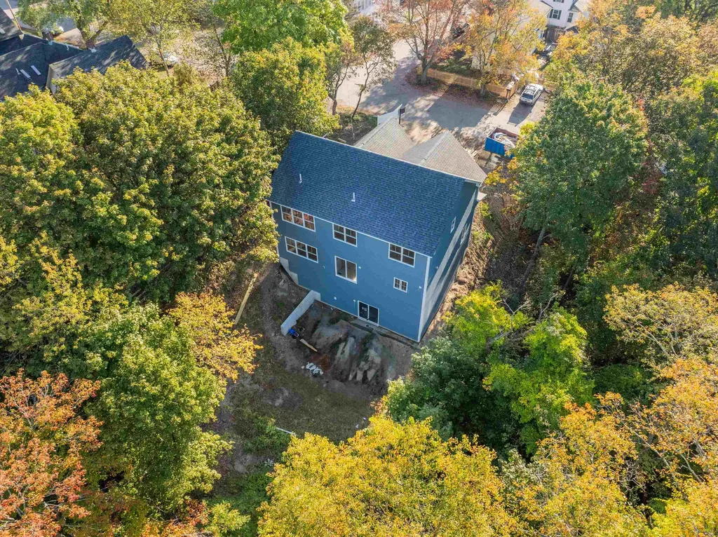 25 Carroll Street Exeter NH 03833