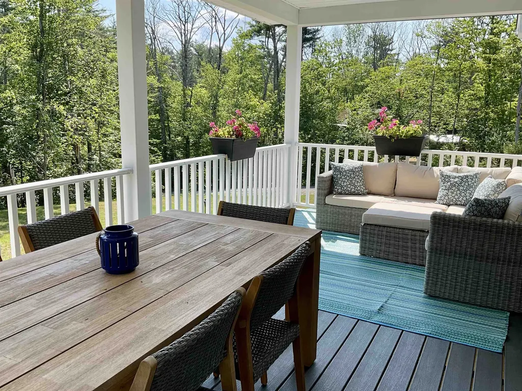 2318 West Side Road Conway NH 03860