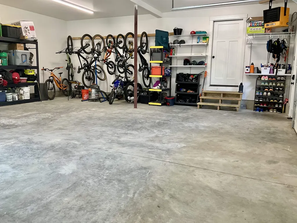 2318 West Side Road Conway NH 03860