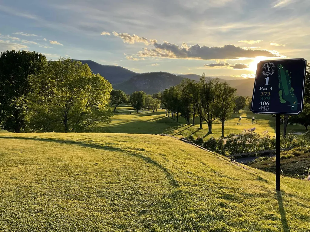 2318 West Side Road Conway NH 03860