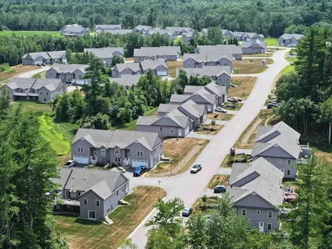 8A Connor Court Epping NH 03042