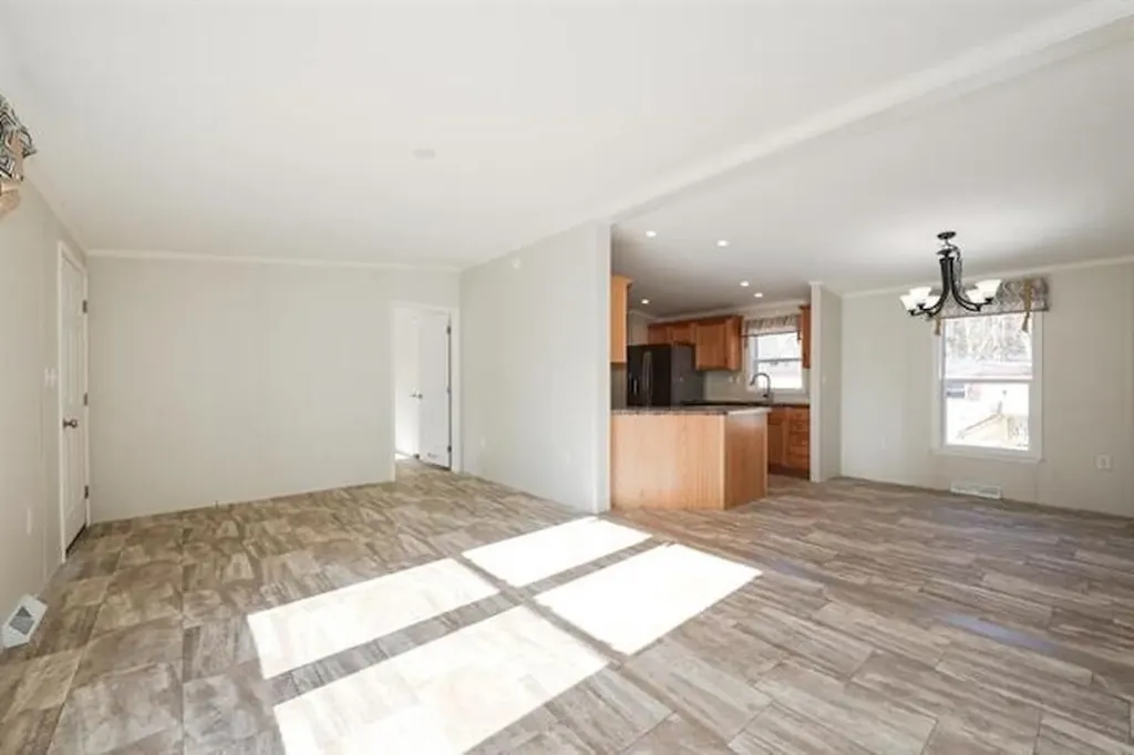 27 Firelite Road Conway NH 03818