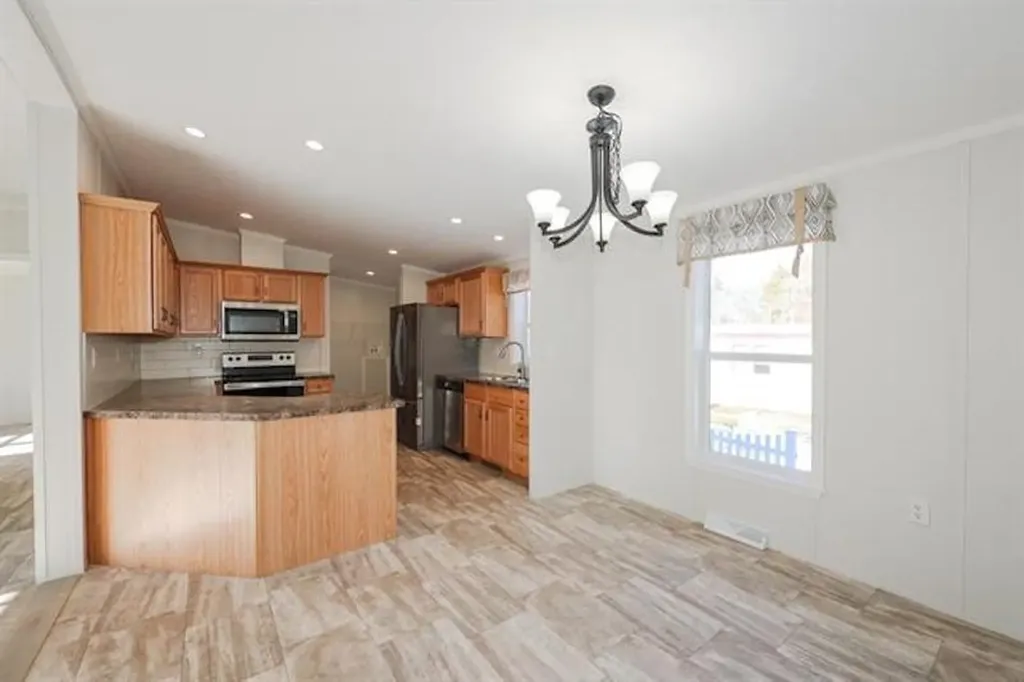 27 Firelite Road Conway NH 03818